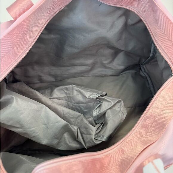 Pink Gym Bag with many compartments - Picture 7 of 7